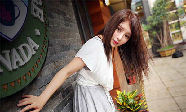 盐边想找一个女性生孩子给报酬-｛找个女人生孩子多少钱｝